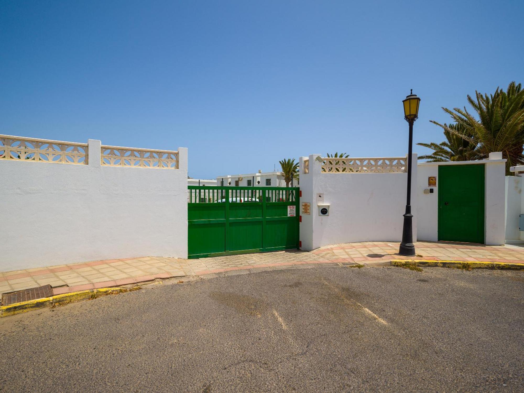 Sea Breeze Pool View & Wifi By Irent Fuerteventura Apartment Corralejo Exterior photo